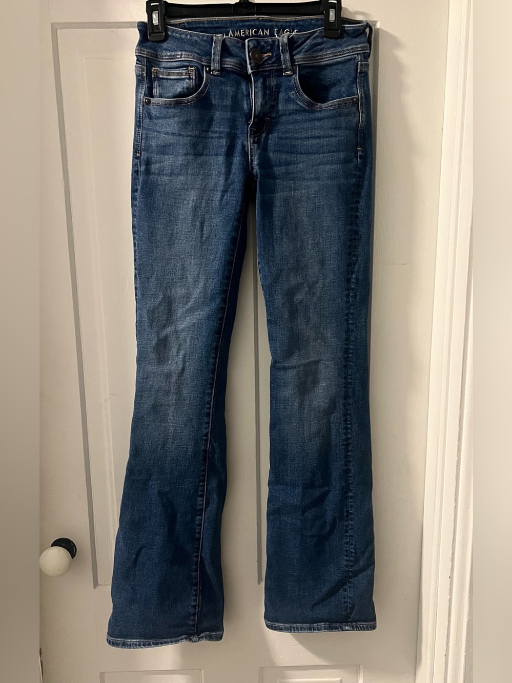 American Eagle Outfitters Women's Dark Blue Kick boot  Jeans